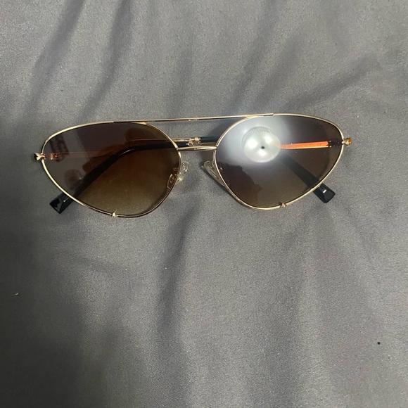 Sunglasses - Picture 1 of 3